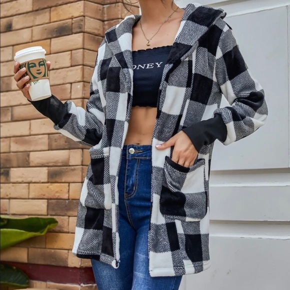 Buffalo plaid white black teddy jacket hooded - Picture 3 of 6